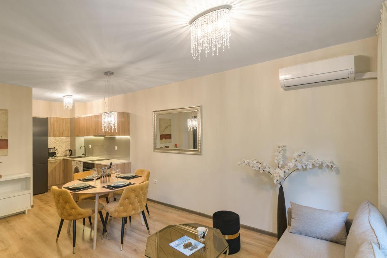 Мarelis Luxe Port Apartment Varna Dış mekan fotoğraf