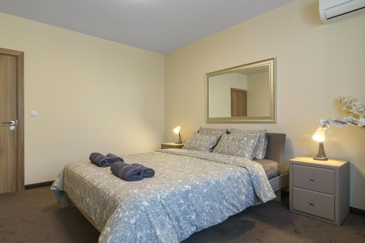Мarelis Luxe Port Apartment Varna Dış mekan fotoğraf
