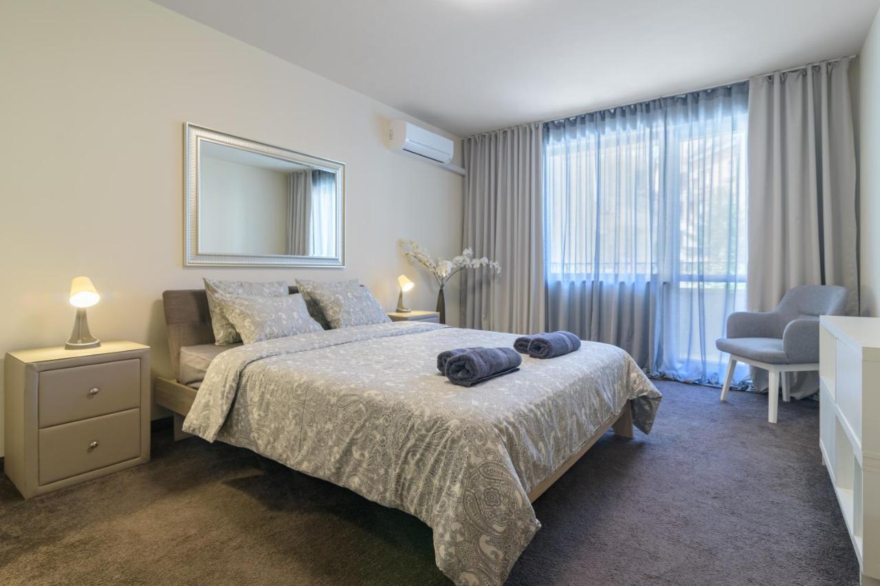 Мarelis Luxe Port Apartment Varna Dış mekan fotoğraf
