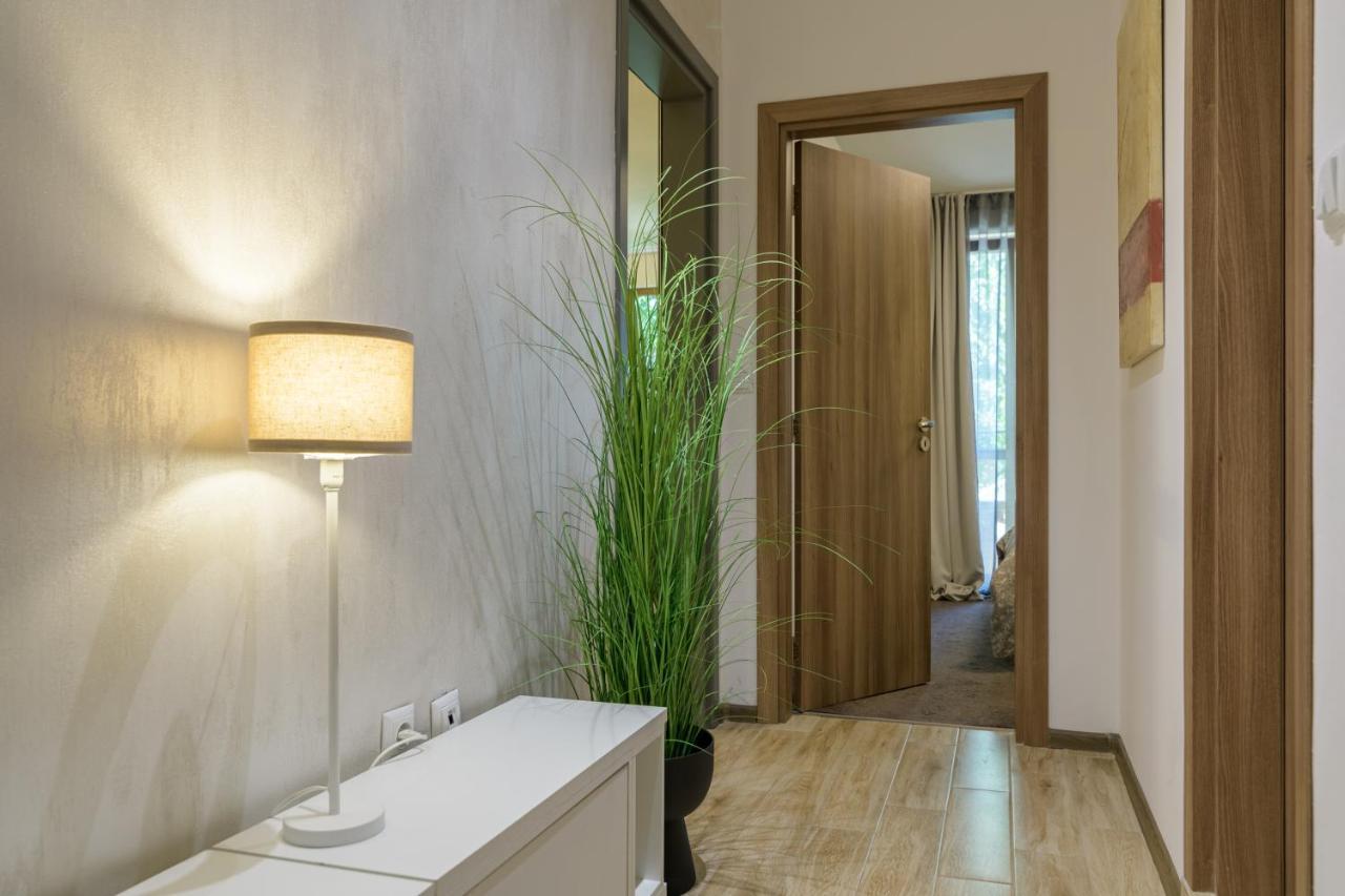 Мarelis Luxe Port Apartment Varna Dış mekan fotoğraf